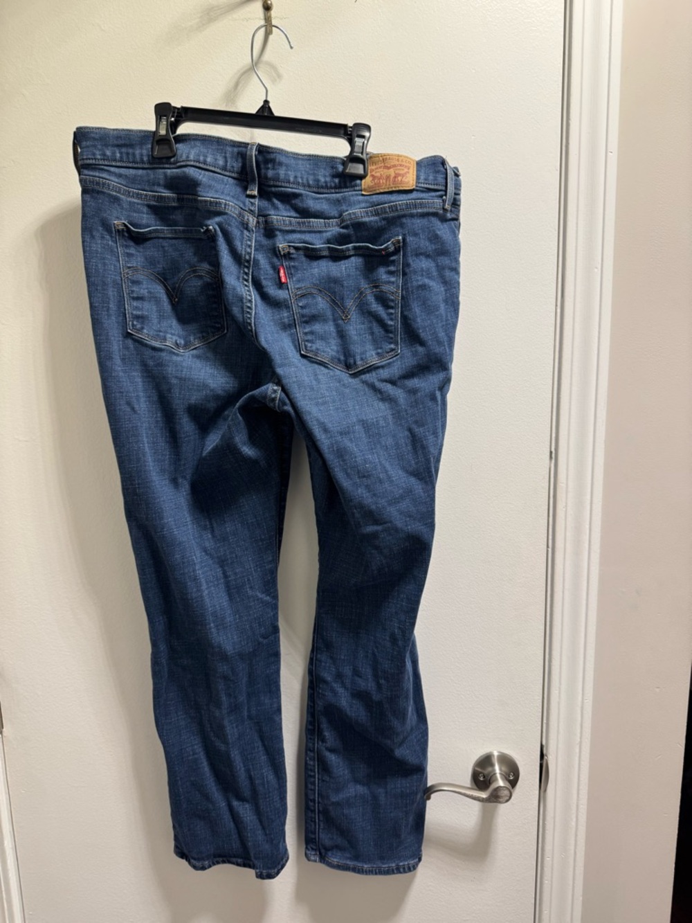 *Levi's Women's Dark Blue Straight-Leg Jeans - Picture 2 of 4